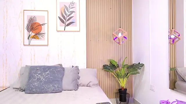 Ayleen Dunkan online show from 09.13.25