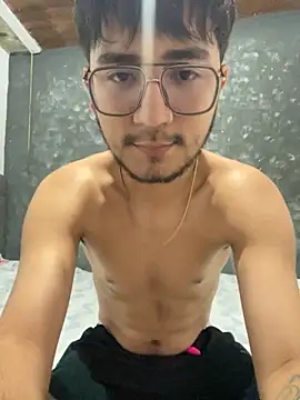 Snapshot of DanteRushh chatting on 09.28.25 DanteRushh online show from 09.28.25