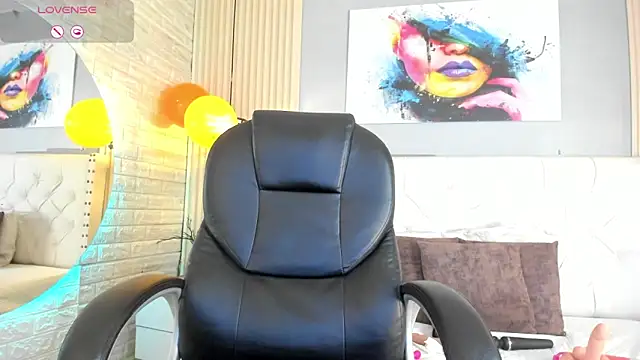 scarletbaker  online show from 04.27.26