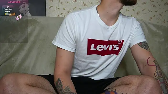 johnstoneisland online show from 12.04.25