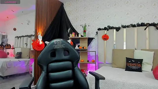 BLUE TAY1 online show from 10.30.25