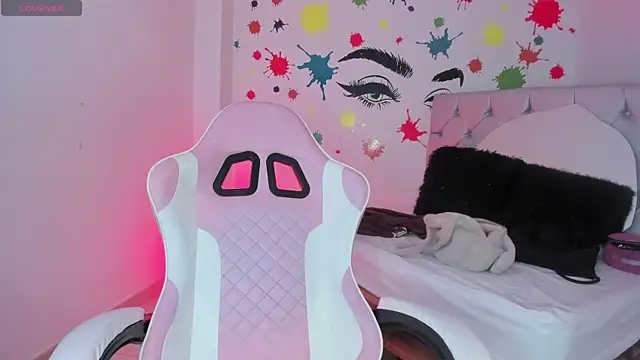 chloesagee online show from 09.20.25