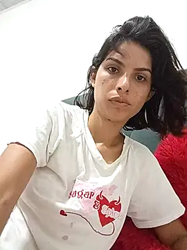 Snapshot of nina_sky chatting on 09.30.25 nina sky online show from 09.30.25