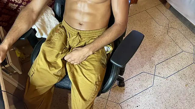 Snapshot of JUSTFORRICH chatting on 10.19.25 JUSTFORRICH online show from 10.19.25