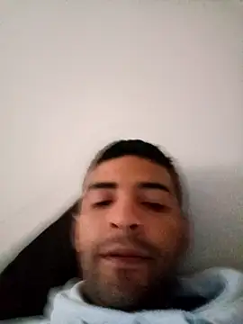 Snapshot of johan77esteban chatting on 02.12.26 johan77esteban online show from 02.12.26