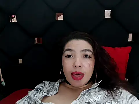 Snapshot of vegacristal88 chatting on 10.05.25 vegacristal88 online show from 10.05.25