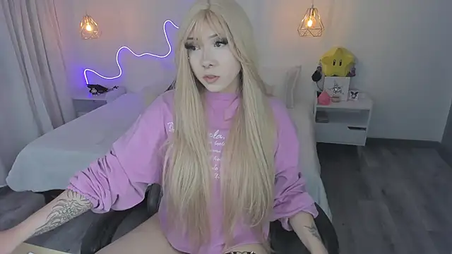 Snapshot of Noahcryptic chatting on 01.11.26 Noahcryptic online show from 01.11.26