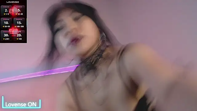 Snapshot of nicolet666lee chatting on 09.30.25 nicolet666lee online show from 09.30.25