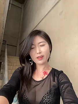 Snapshot of xtt1689999 chatting on 11.13.25 xtt1689999 online show from 11.13.25