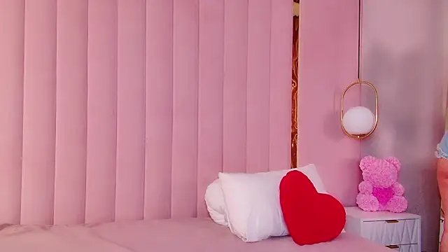 Snapshot of Miranda_Kerry chatting on 03.21.26 Miranda Kerry online show from 03.21.26