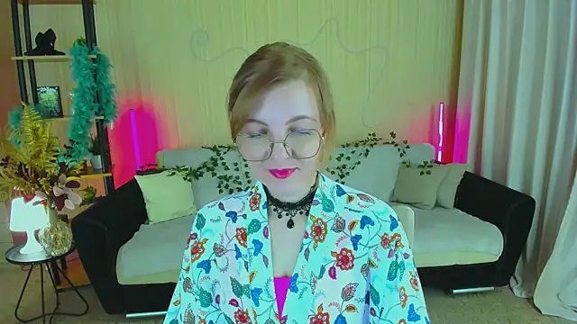 YourUniverser online show from 11.30.25