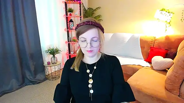 YourUniverser online show from 04.27.26