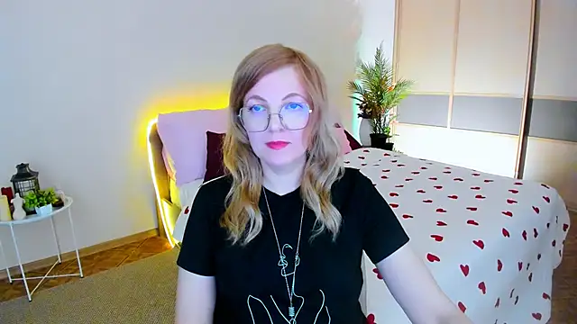 YourUniverser online show from 06.05.26