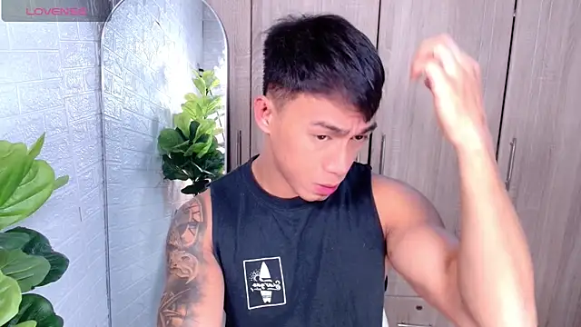 PinooyMilker online show from 11.17.25