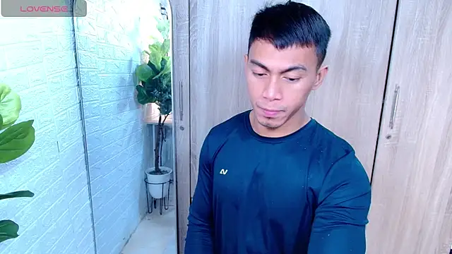 PinooyMilker online show from 12.14.25