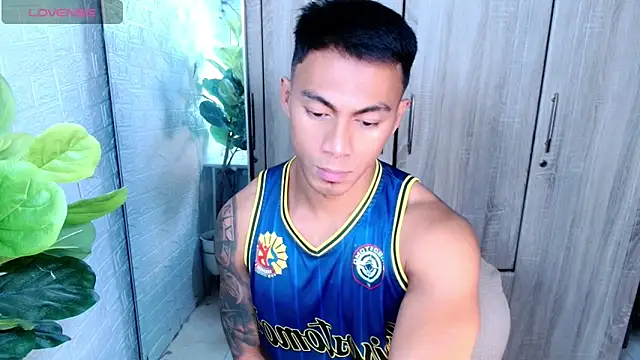 PinooyMilker online show from 03.10.26