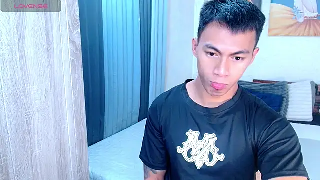 PinooyMilker online show from 05.02.26
