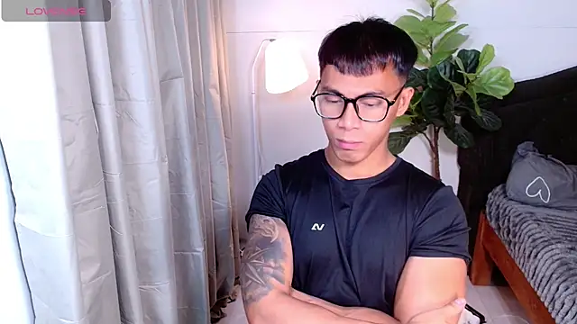 PinooyMilker online show from 06.25.26