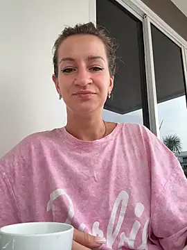 EvvaMur online show from 11.19.25