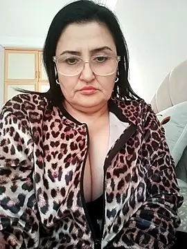 Snapshot of zerdaliii chatting on 11.27.25 zerdaliii online show from 11.27.25