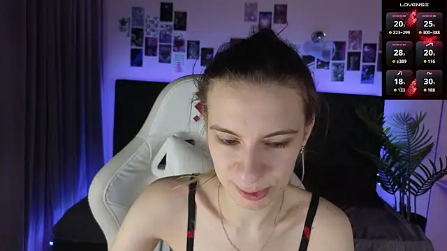 kaleriyaa  online show from 02.20.26