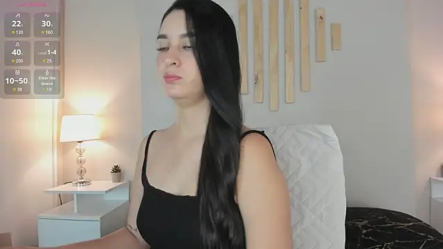 natachadiaz  online show from 11.19.25