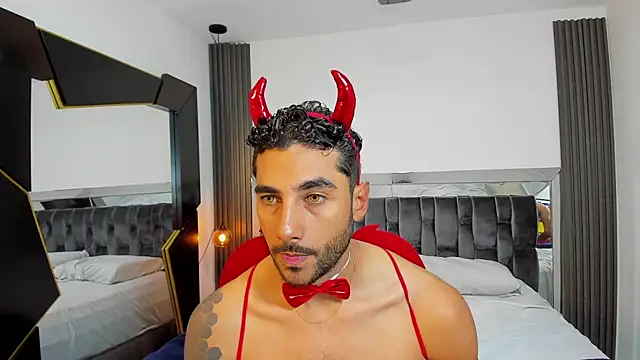 MARC THOMPSON  online show from 11.01.25