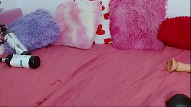 suzanhot 30 online show from 11.21.25