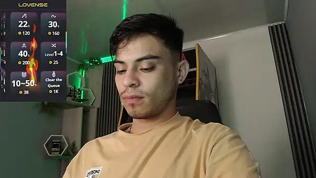 Snapshot of Bastian_MCcormick chatting on 11.14.25 Bastian MCcormick online show from 11.14.25