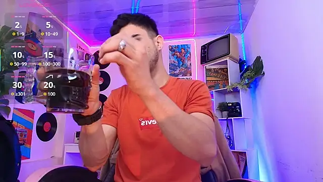 Snapshot of Bastian_MCcormick chatting on 11.19.25 Bastian MCcormick online show from 11.19.25