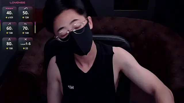 Snapshot of asiantwinkz chatting on 10.11.25 asiantwinkz online show from 10.11.25