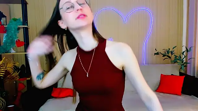 YourLovellyStory online show from 06.27.26
