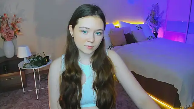 AlluringLookk online show from 10.06.25