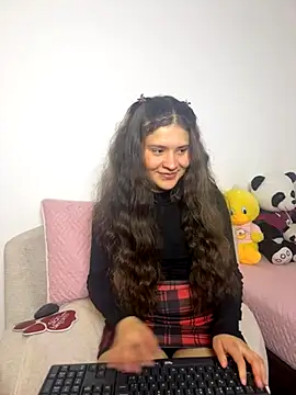 Snapshot of Emilyybennet_ chatting on 10.09.25 Emilyybennet online show from 10.09.25