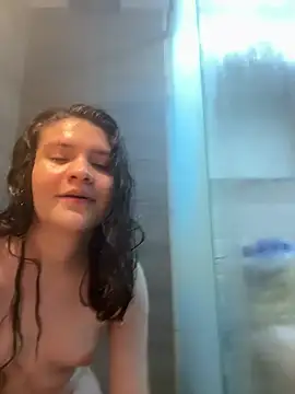 Snapshot of Emilyybennet_ chatting on 02.12.26 Emilyybennet online show from 02.12.26