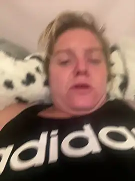 lisamarie4385 online show from 09.22.25