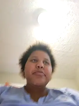 chocolate bella online show from 09.30.25