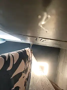 chocolate bella online show from 10.03.25