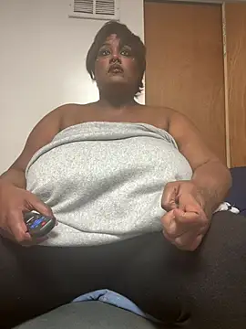 Snapshot of Cocomamii1 chatting on 01.13.26 Cocomamii1 online show from 01.13.26