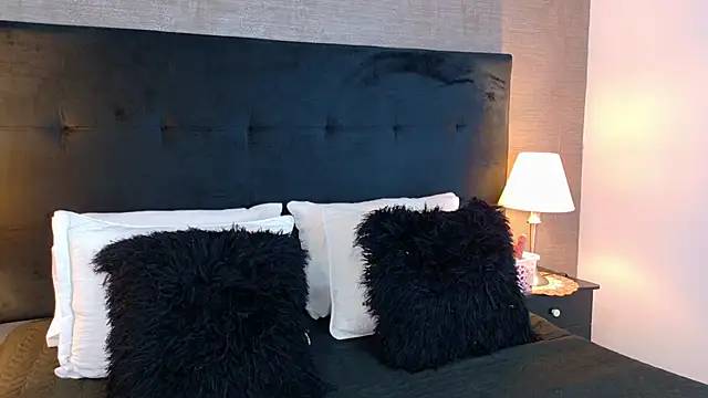 SophiaSummer online show from 04.24.26