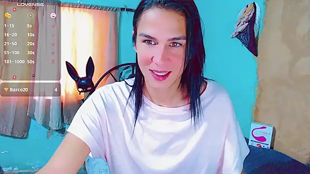 Snapshot of Azley_sweet chatting on 01.13.25 Azley sweet online show from 01.13.25