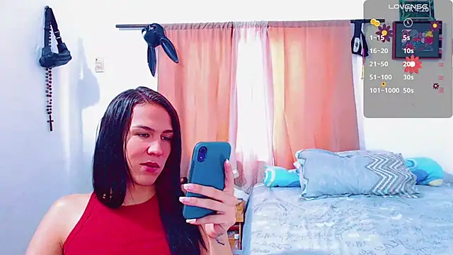 Snapshot of Azley_sweet chatting on 02.04.25 Azley sweet online show from 02.04.25