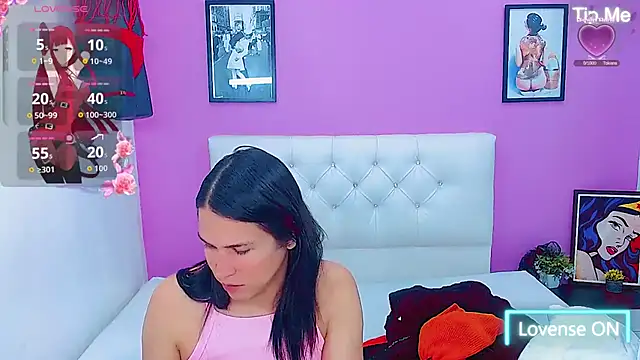 Snapshot of Azley_sweet chatting on 09.30.25 Azley sweet online show from 09.30.25