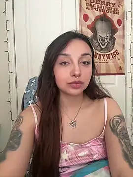 CharmingMaddie online show from 04.19.26