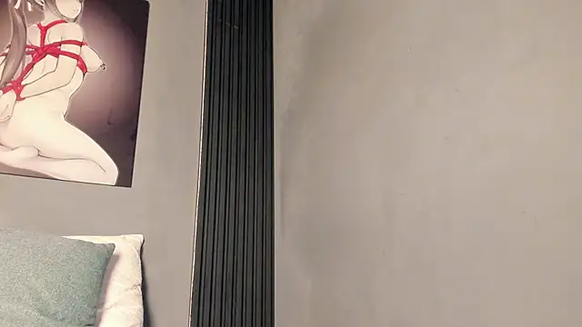 Snapshot of Violett_Salvatore chatting on 07.29.26 Violett Salvatore online show from 07.29.26