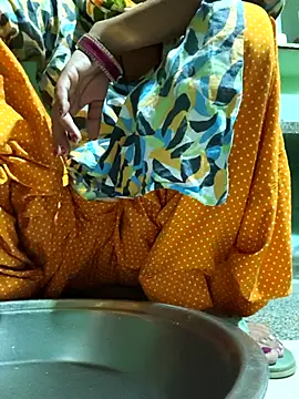 Love-pari077 online show from 10.08.25