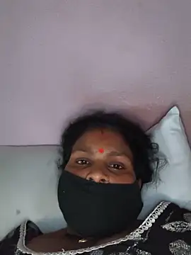 Love-pari077 online show from 05.18.26