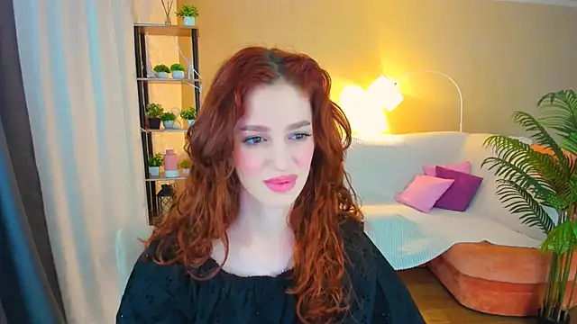 ChristinaConteeree online show from 11.11.25