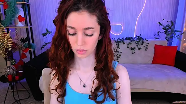 Snapshot of ChristinaConteeree chatting on 06.05.26 ChristinaConteeree online show from 06.05.26