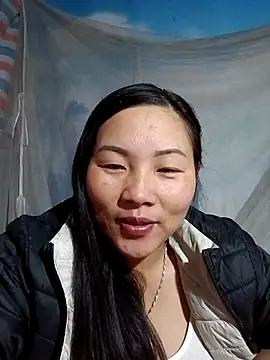 Love-Ly99 online show from 10.22.25